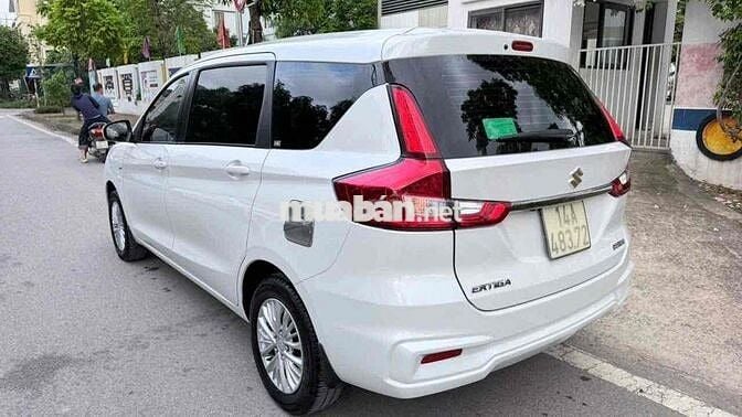 Suzuki Ertiga 2020 Số sàn Trắng