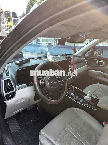 Bán Kia Sorento 2021 Đen 7 chỗ 99094 km