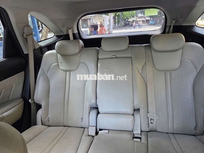 Bán Kia Sorento 2021 Đen 7 chỗ 99094 km