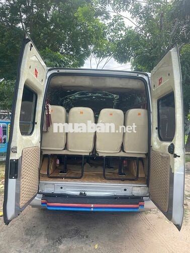 Ford Transit 2016 Bạc Số sàn 16 chỗ