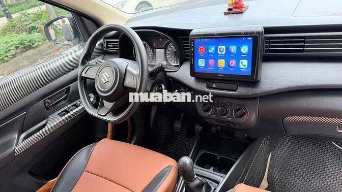 Suzuki Ertiga 2020 Số sàn Trắng
