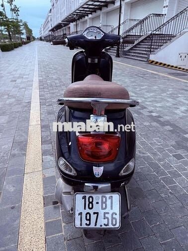 Piaggio Vespa LX 125 Xanh đậm