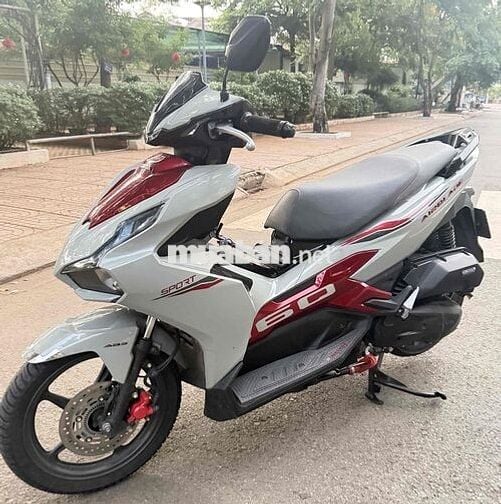Honda Air Blade 160 ABS 2025 Xám đỏ
