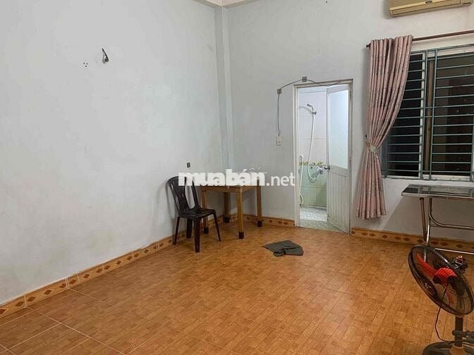 Cho thuê phòng trọ đường Bùi Văn Ngữ, quận 12