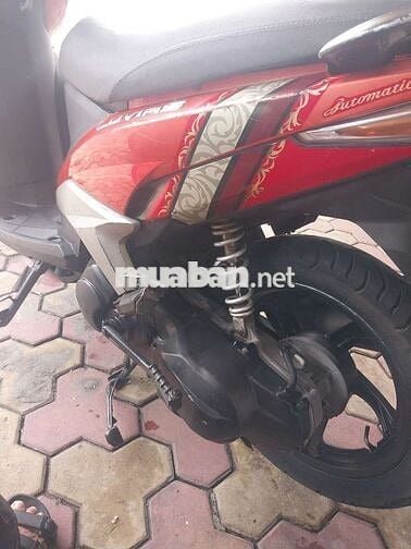 Yamaha Luvias Đỏ
