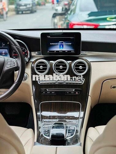Mercedes-Benz GLC 200 Model 2019