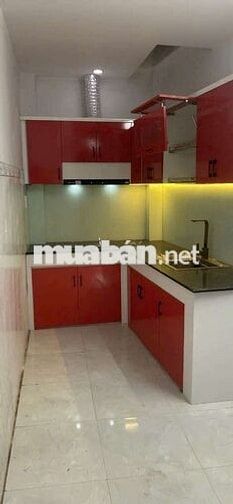 nhà gần chợ Bình Thành.2 lầu 2 phòng ngủ 