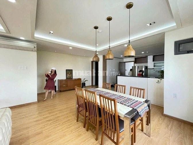 Căn hộ cao cấp Phúc Yên, P15,Tân Bình 120m2, 3p ngủ giá 14tr/th