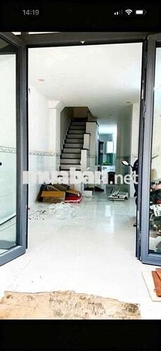 nhà gần chợ Bình Thành.2 lầu 2 phòng ngủ 