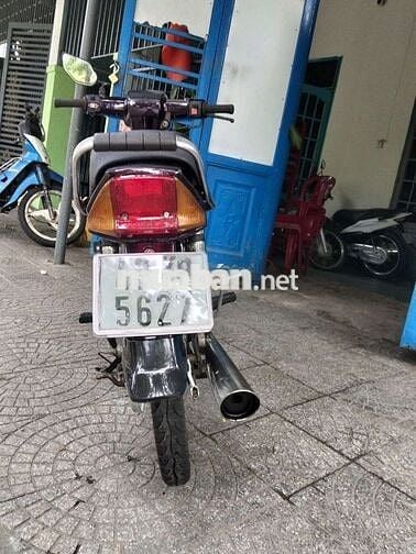 Honda Dream II Tím