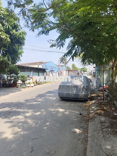 KHU PHAN VĂN HỚN, Q12: Còn 1 phòng trên lầu CÓ GÁC, KỆ BẾP, WC RIÊNG 
