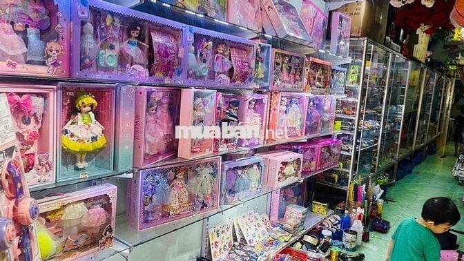 Bận việc gia đình nên sang nhượng lại cửa hàng đồ chơi 21 năm