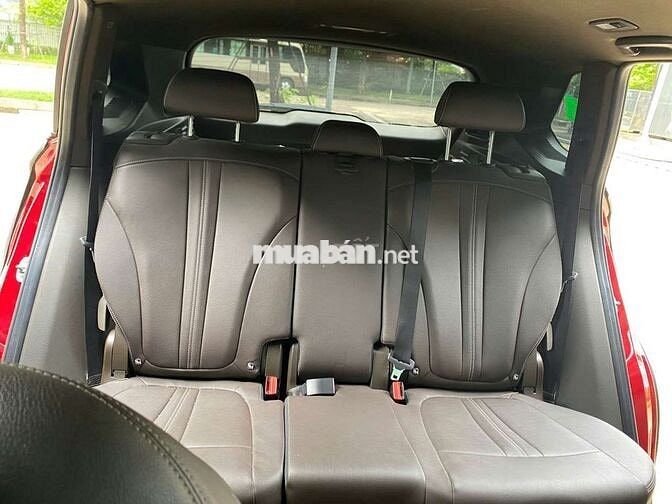 Vinfast Lux SA2.0 Base 2020 35.000 km Đỏ
