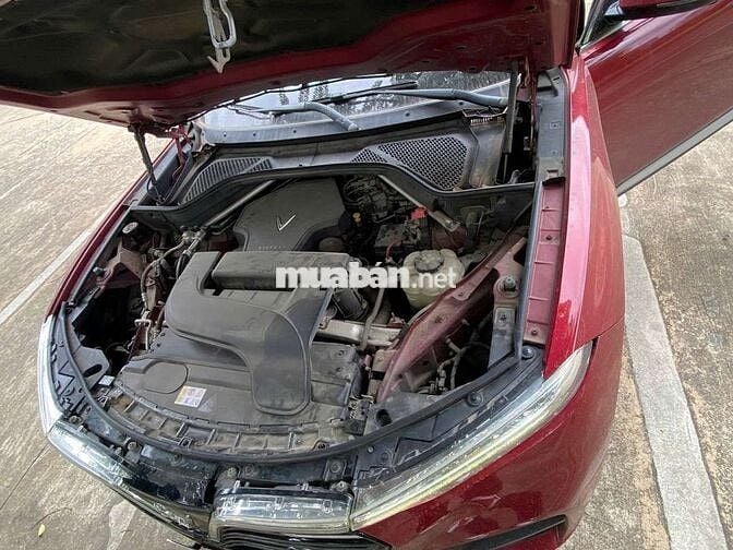 Vinfast Lux SA2.0 Base 2020 35.000 km Đỏ