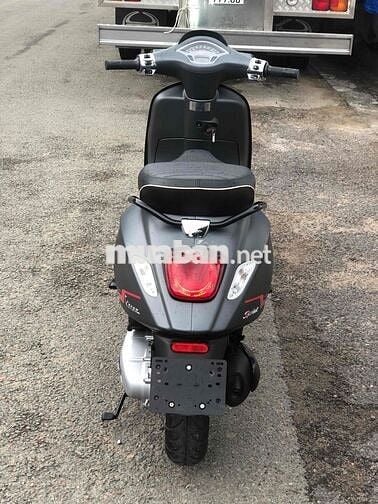 Piaggio Vespa 150 cc 2023 3000 km Xám
