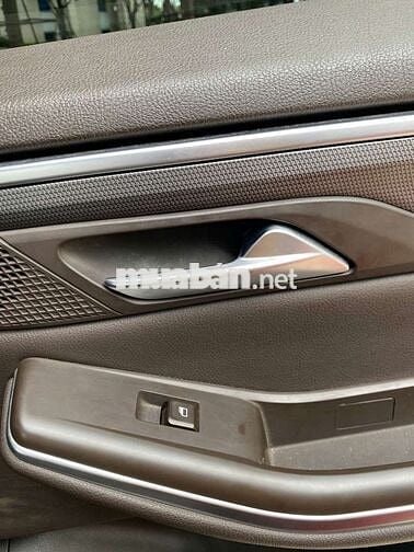 Vinfast Lux SA2.0 Base 2020 35.000 km Đỏ