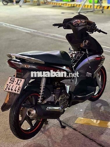 Honda Airblade 2009 màu  đỏ  tháilen ken mới 95 %