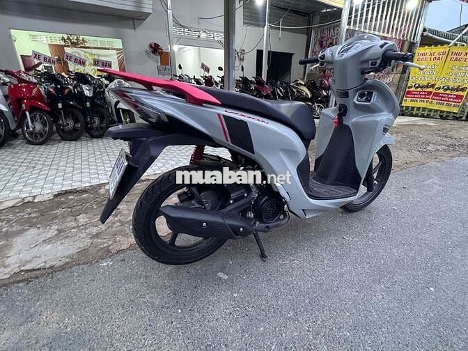 Honda Vision 2025 Xám 2000 km