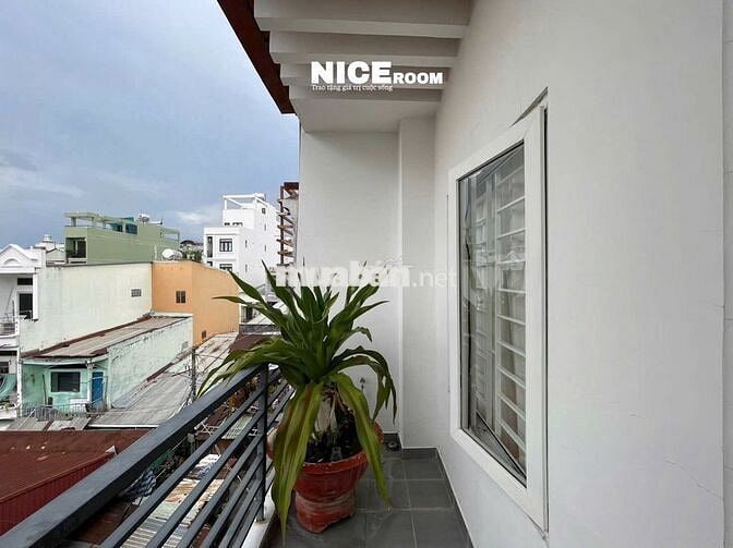 CĂN HỘ BAN CÔNG SANG TRỌNG NGAY KÊNH NHIÊU LỘC QUẬN 3
