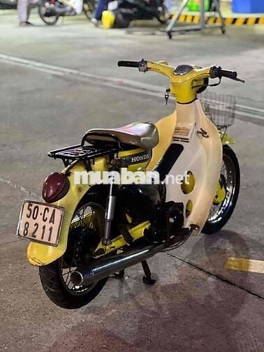Honda cánh én đầu gù 1979 nhập kho bên nhật 80%