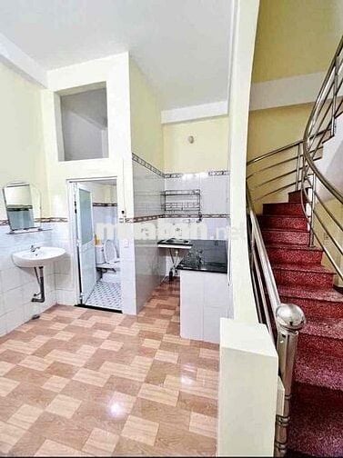 Cho thuê nhà nguyên căn lăm văn bền