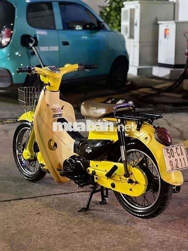 Honda cánh én đầu gù 1979 nhập kho bên nhật 80%