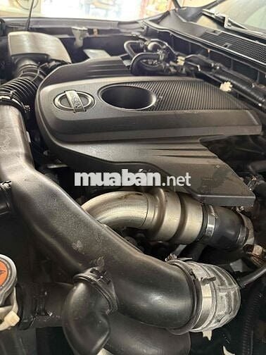 Nissan Navara 2.4Sàn Xám Xe bán tải