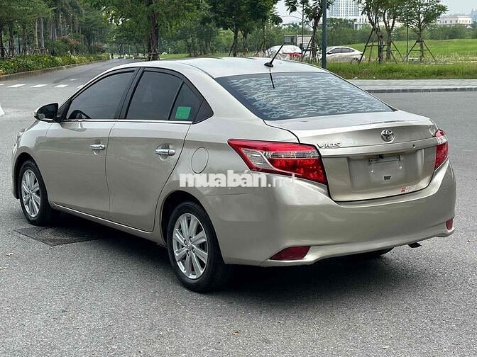 Toyota Vios E 2018 Số sàn Vàng cát