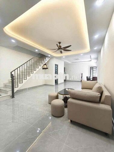 Cho thuê phòng đối diện Vạn Phúc City