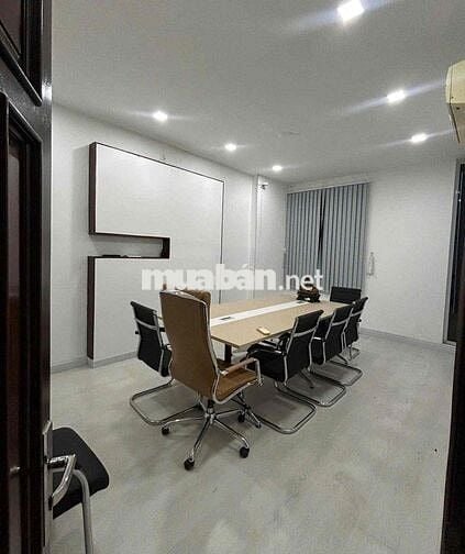 Chính Chủ Cho Thuê Nhà HXH 3/2 Q.10 VIP 5,8x10 Giá 30tr TL 4L  Suốt Ạ