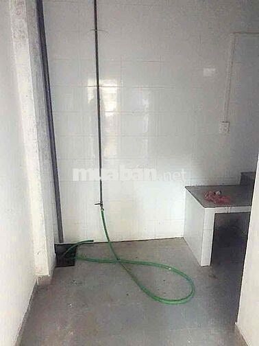 CHO THUÊ NHÀ  CẤP 4 PHỐ NGỌC THUỴ - Ô TÔ ĐỖ GẦN - NỘI THẤT CƠ BẢN