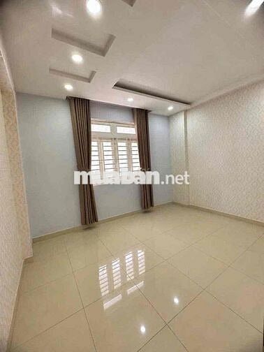 Cho thuê phòng đối diện Vạn Phúc City