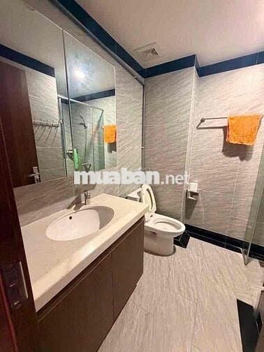 Cho thuê căn hộ Ngọc Thụy 3.5triệu khép kín , sạch sẽ thoáng mát