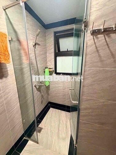 Cho thuê căn hộ Ngọc Thụy 3.5triệu khép kín , sạch sẽ thoáng mát