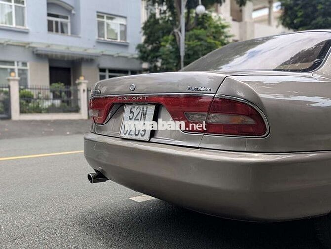 Mitsubishi Galant Supersaloon 1993 hàng vip