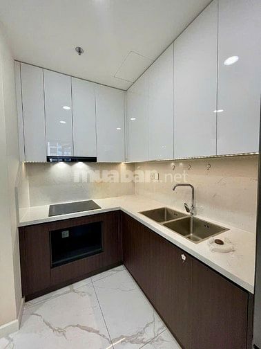 Căn hộ cao cấp 120m2, 3p ngủ,NTCC chỉ 23tr/tháng- C/c Mỹ Vinh (Q3 cũ)
