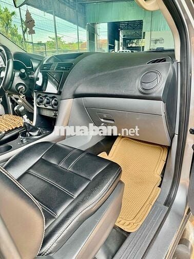 Mazda BT-50 2015 Số sàn Xám