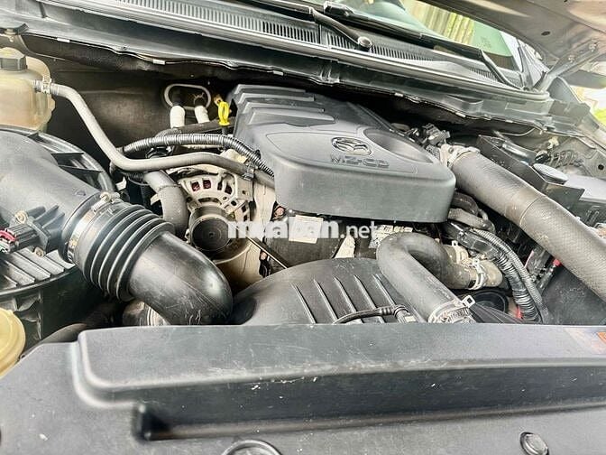 Mazda BT-50 2015 Số sàn Xám