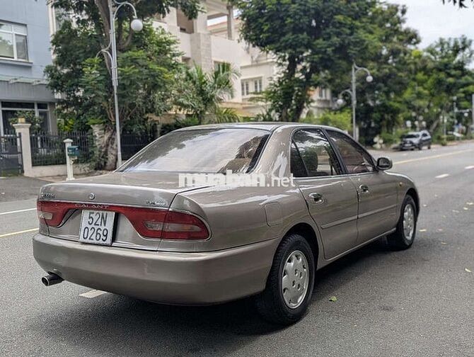 Mitsubishi Galant Supersaloon 1993 hàng vip