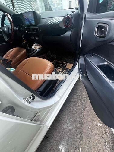Hyundai i10 2022 Số sàn 30k km Trắng