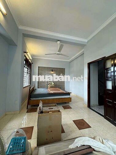 NHÀ SIÊU RỘNG 6*30, TRỆT, 3 LẦU, 4PN, SÂN XE HƠI 