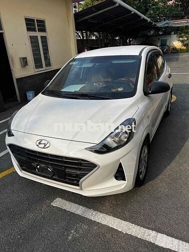 Hyundai i10 2022 Số sàn 30k km Trắng