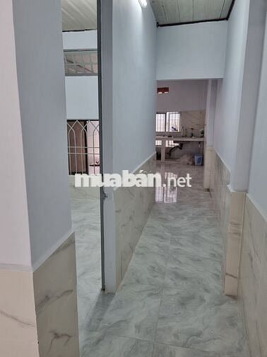 Nhà phía sau lưng GIGAMALL PHẠM VĂN ĐỒNG đường 20, cách 30met