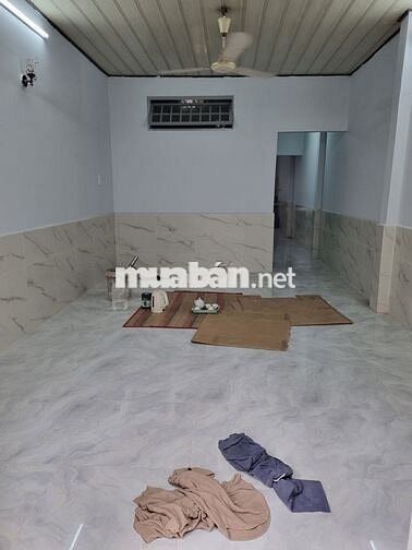 Nhà phía sau lưng GIGAMALL PHẠM VĂN ĐỒNG đường 20, cách 30met
