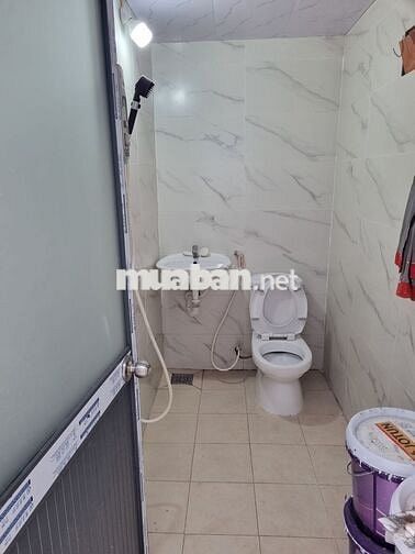 Nhà phía sau lưng GIGAMALL PHẠM VĂN ĐỒNG đường 20, cách 30met
