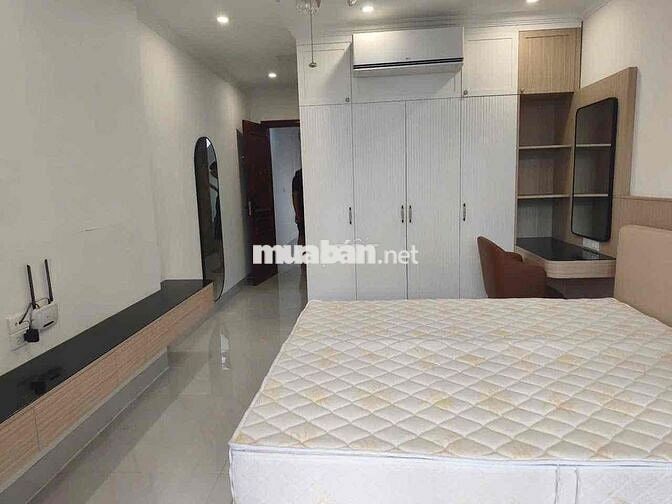 CHO THUÊ CĂN HỘ KHÉP KÍN PHỐ NGỌC THUỴ - Ô TÔ TRÁNH -NỘI THẤT ĐẦY ĐỦ