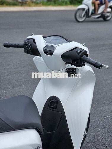 Honda SH150i 2023 Trắng 1.700 km