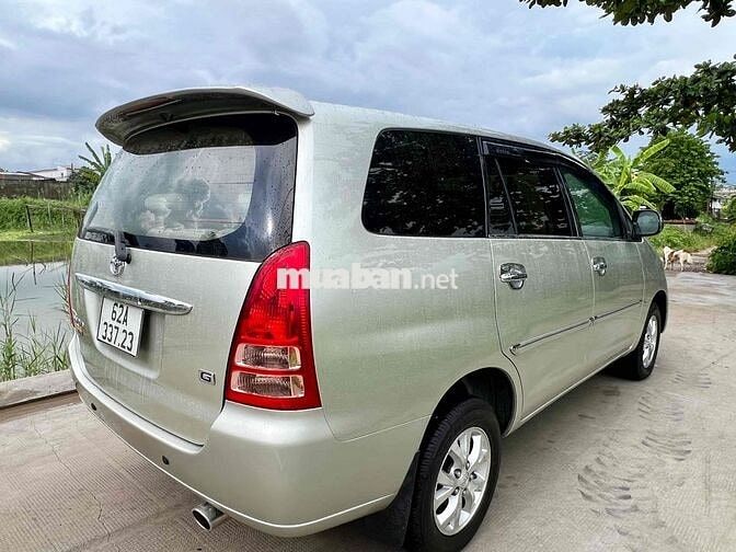 Toyota Innova 2007 Bạc 7 chỗ
