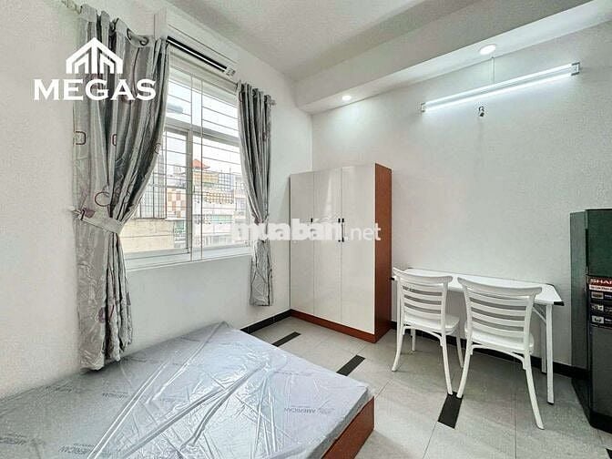 Phòng Full Nội Thất Cửa Sổ Trời Ngay Trung Tâm Quận 3 