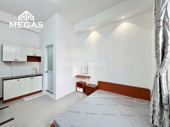Phòng Full Nội Thất Cửa Sổ Trời Ngay Trung Tâm Quận 3 
